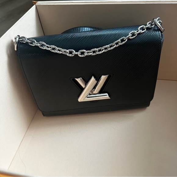 Authentic Louis Vuitton MM TWIST - Picture 1 of 17